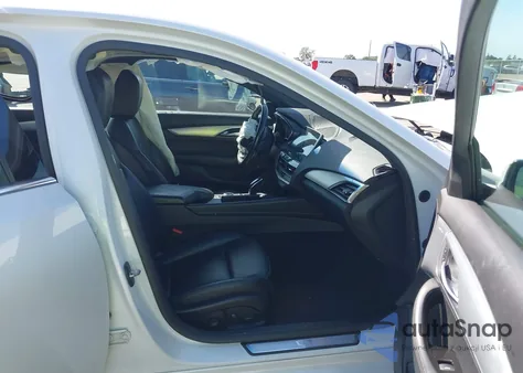 2021 Cadillac Ct5 Luxury z USA, uszkodzony, nr VIN 1G6DW5RK2M0121140